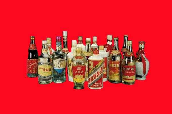 迪庆州德钦回收十八老酒.jpg